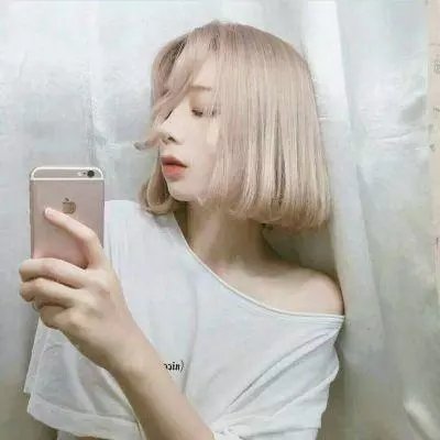 蕾哈娜内衣秀2