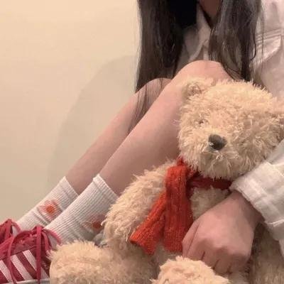 玉湖裸女
